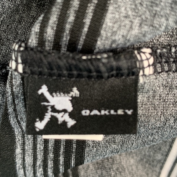 Oakley Hydrolix Men’s XL Polo Shirt Striped - Picture 7 of 8